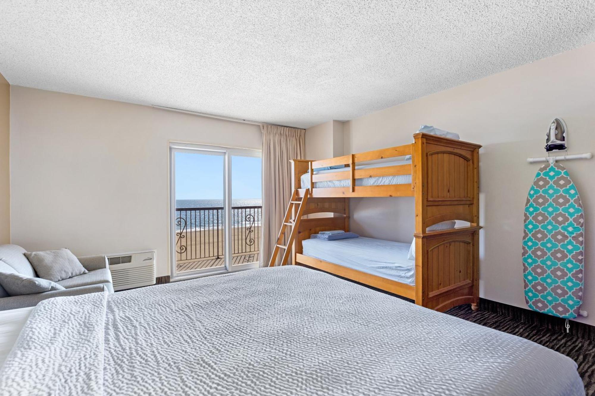 Americana Motor Inn On Boardwalk Ocean City Exterior photo